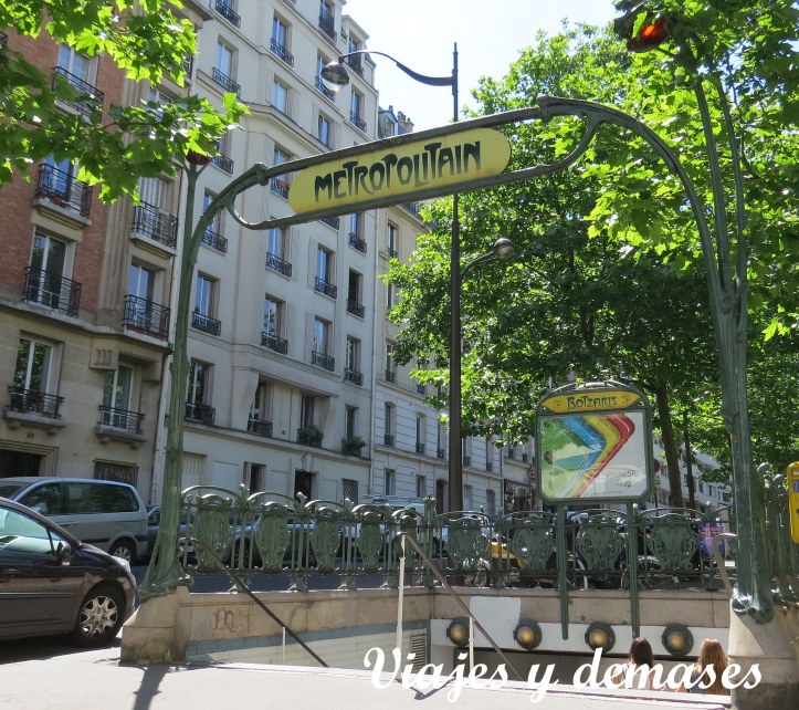 Entrada al Metro Botzaris