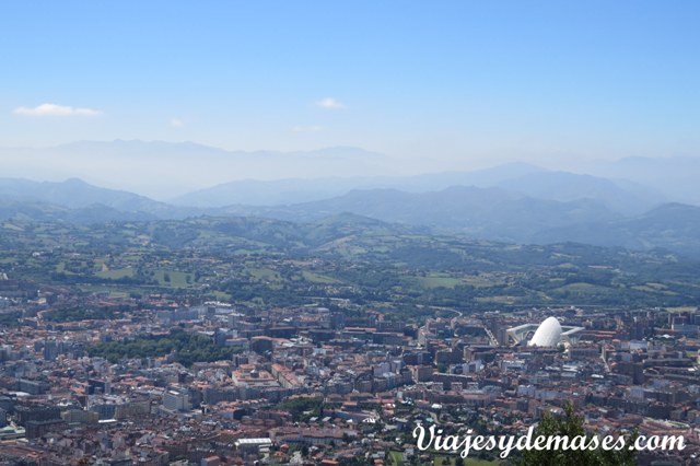 Vista de Oviedo desde el Naranco.