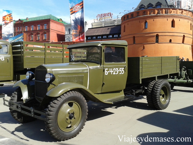 Exposición de armamento de la época.