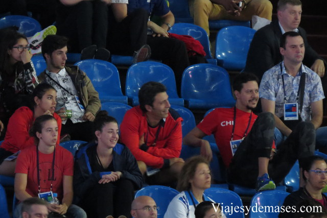 Parte del equipo chileno d esgrima. 