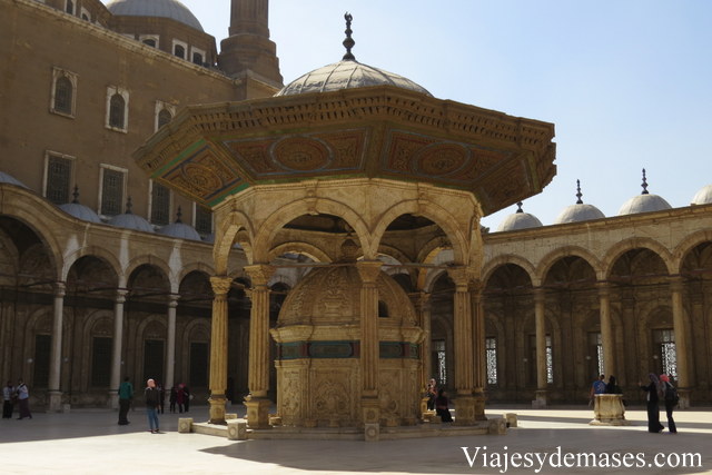 El patio interior de la mezquita.