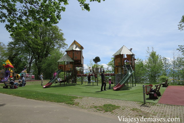 El sector de juegos para niños.