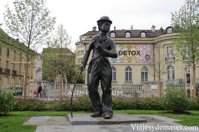 Escultura de Charles Chaplin