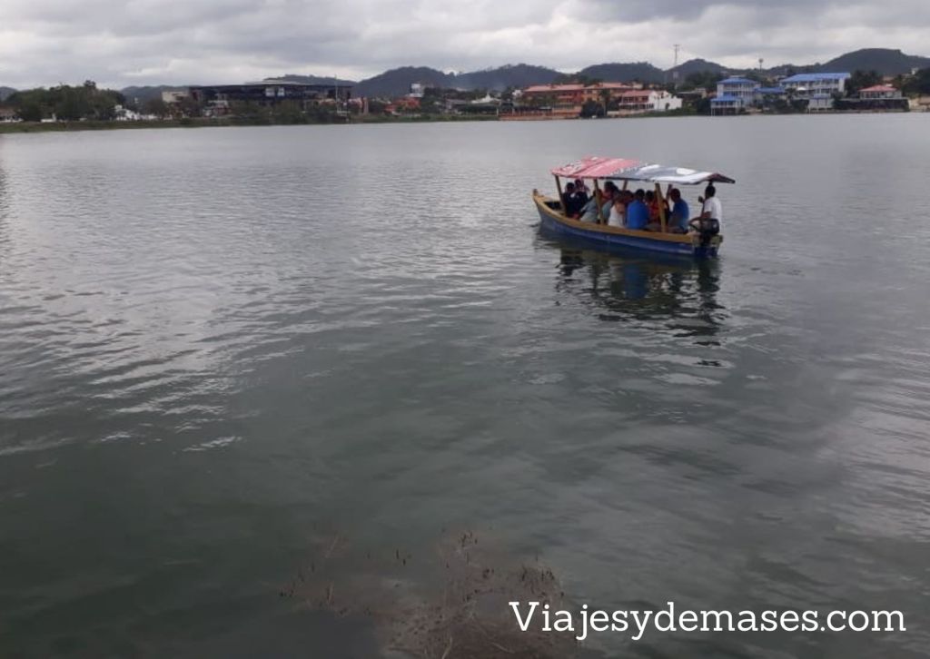 Isla Flores, Guatemala